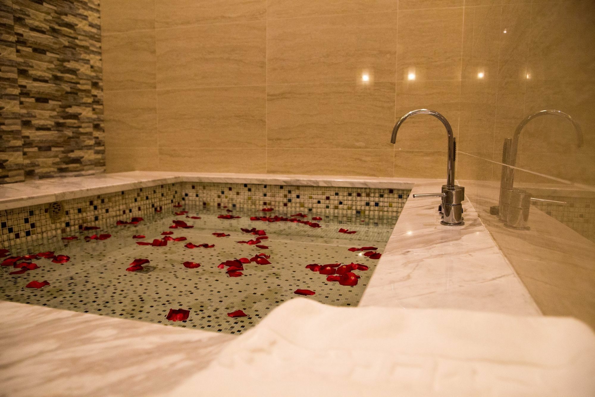 Sovereign Regency Hotel Taiyuan Dış mekan fotoğraf
